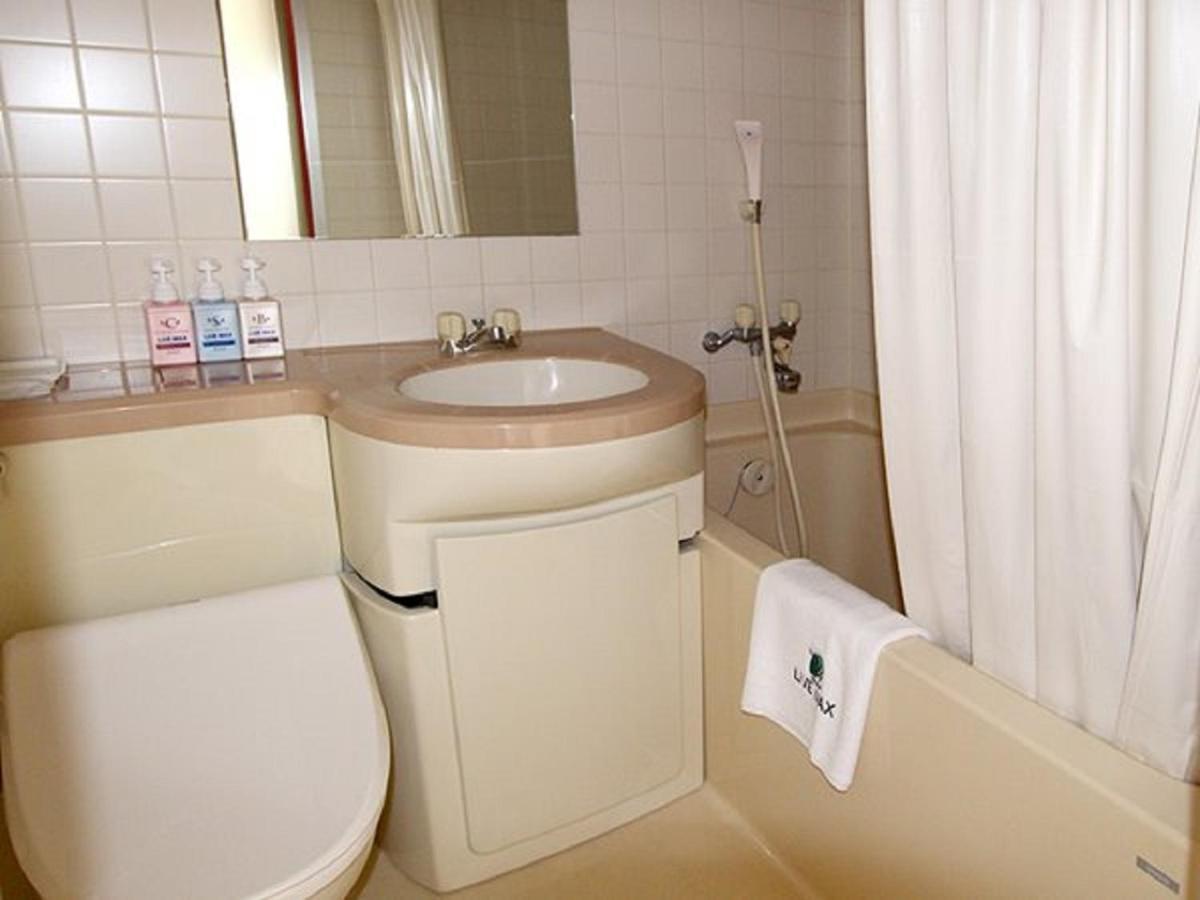 Hotel Livemax Budget Esaka Suita Zewnętrze zdjęcie