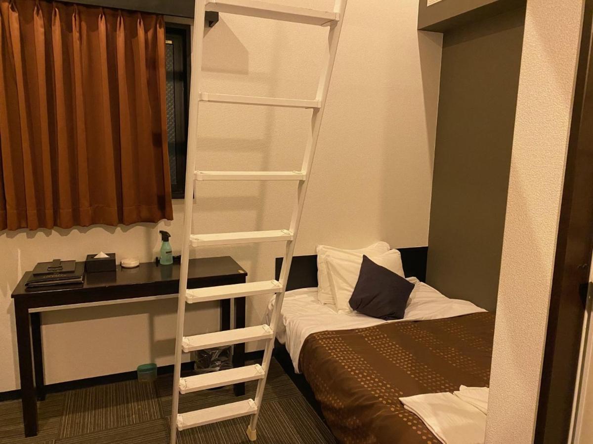 Hotel Livemax Budget Esaka Suita Zewnętrze zdjęcie