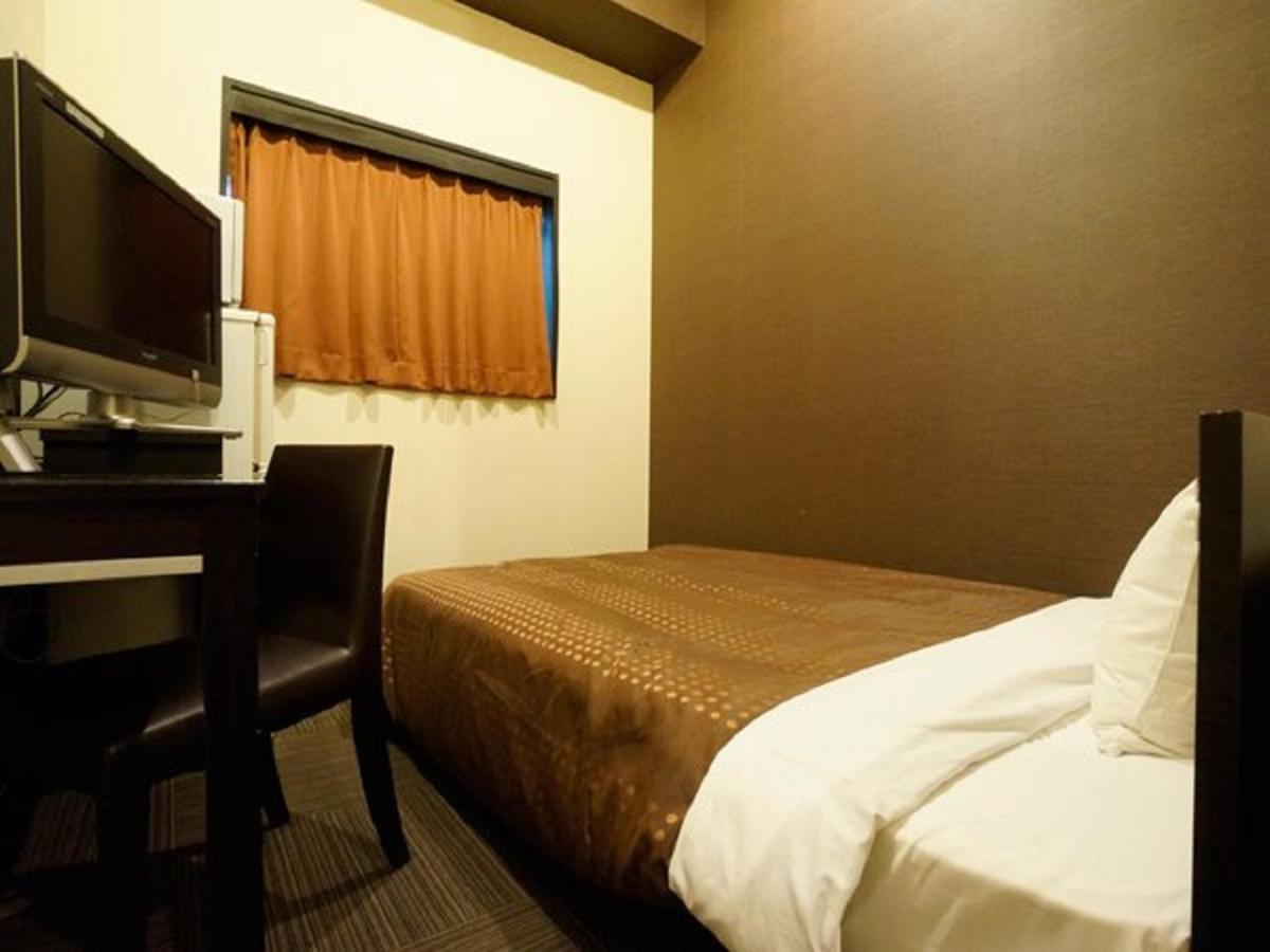 Hotel Livemax Budget Esaka Suita Zewnętrze zdjęcie