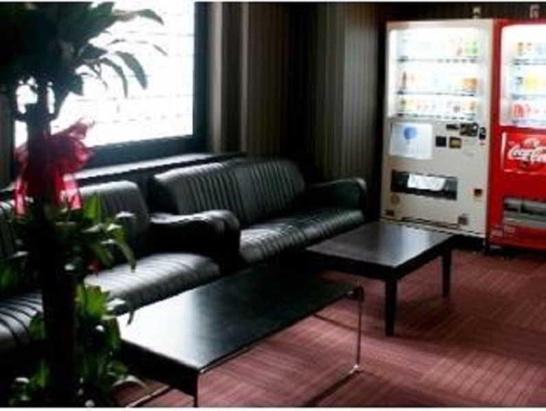Hotel Livemax Budget Esaka Suita Zewnętrze zdjęcie